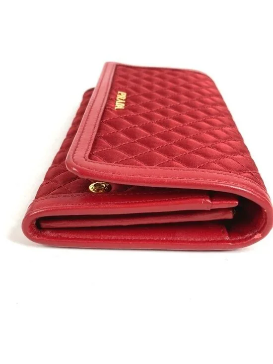 Prada Wallet Logo Quilted Nylon Red - Picture 4 of 9
